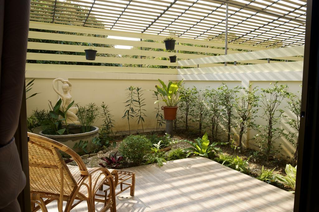 Relax Garden House Hotel เชียงใหม่ ภายนอก รูปภาพ