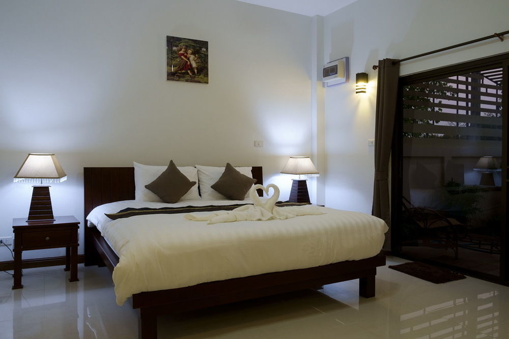 Relax Garden House Hotel เชียงใหม่ ภายนอก รูปภาพ