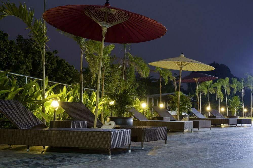 Relax Garden House Hotel เชียงใหม่ ภายนอก รูปภาพ
